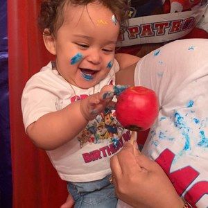 Meet your Posher, Gregorina